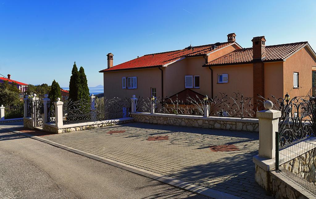 Apartments Villa Venera 라빈 외부 사진